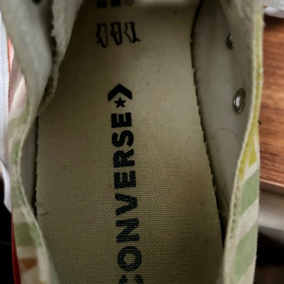 Striped Converse All-Stars - Picture 13 of 14